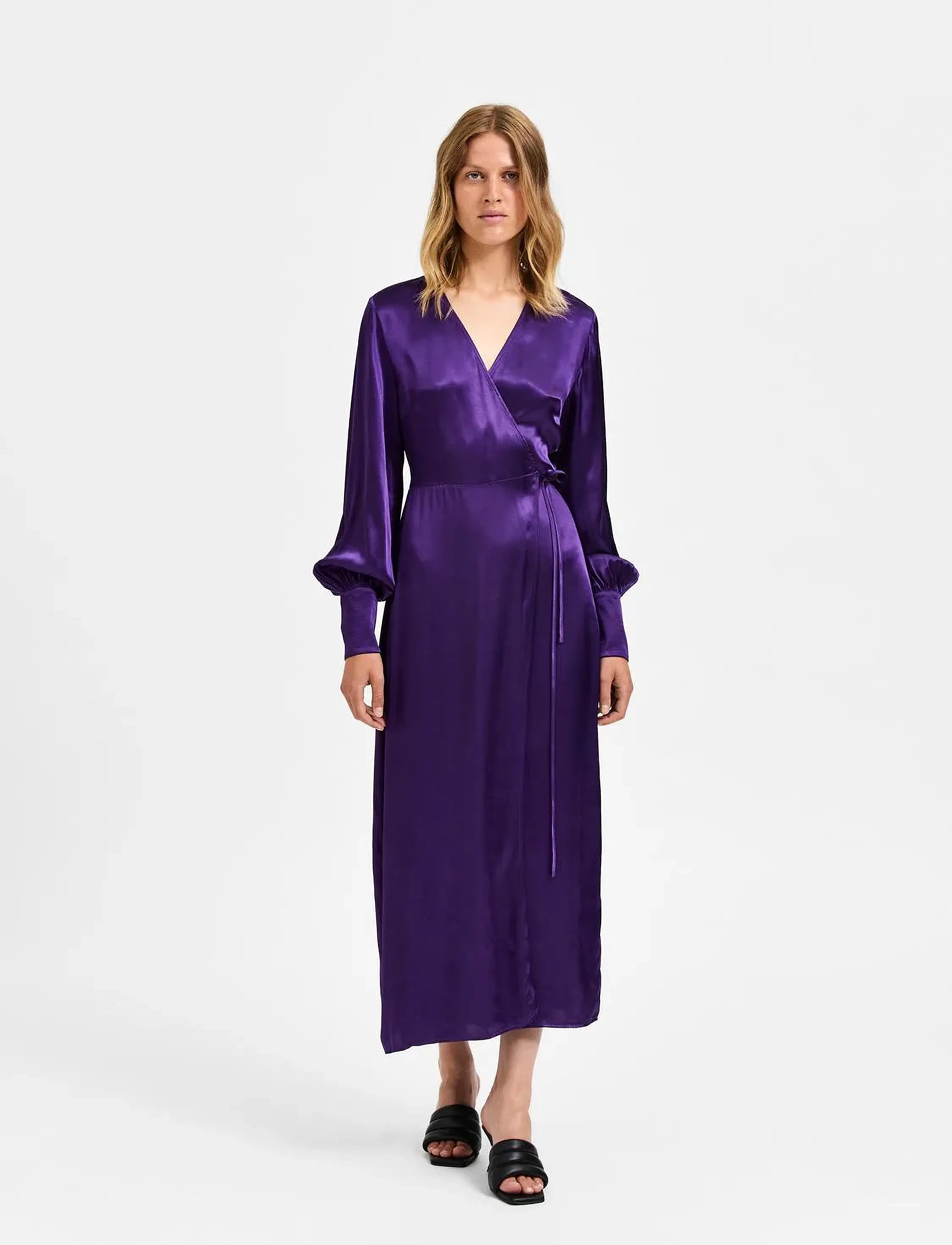 Selected - SLFLYRA LS ANKLE WRAP DRESS B - slå-om-kjoler - acai - 5