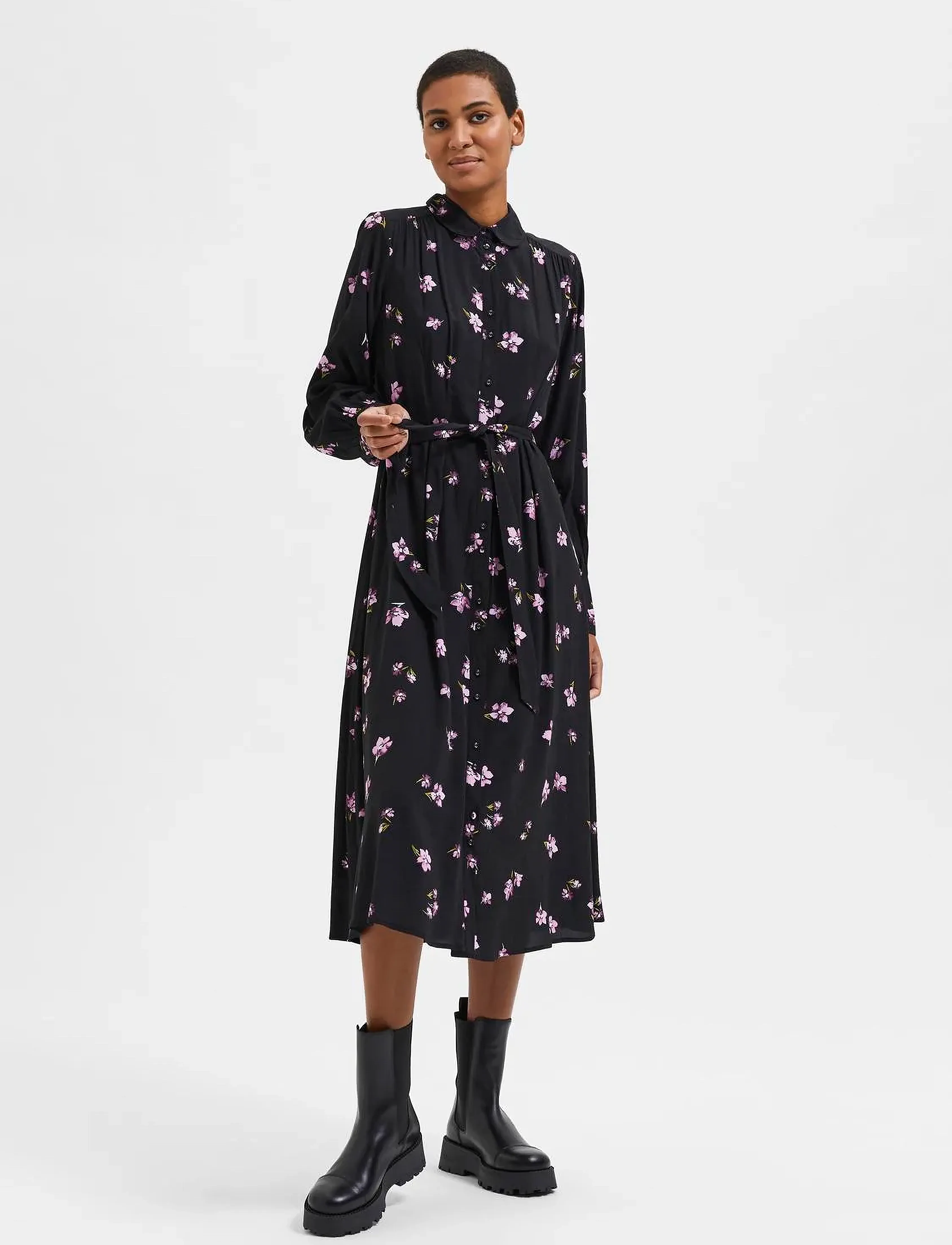 Selected SLFWALDA LS AOP MIDI DRESS NOOS - Kleidid - BLACK / black