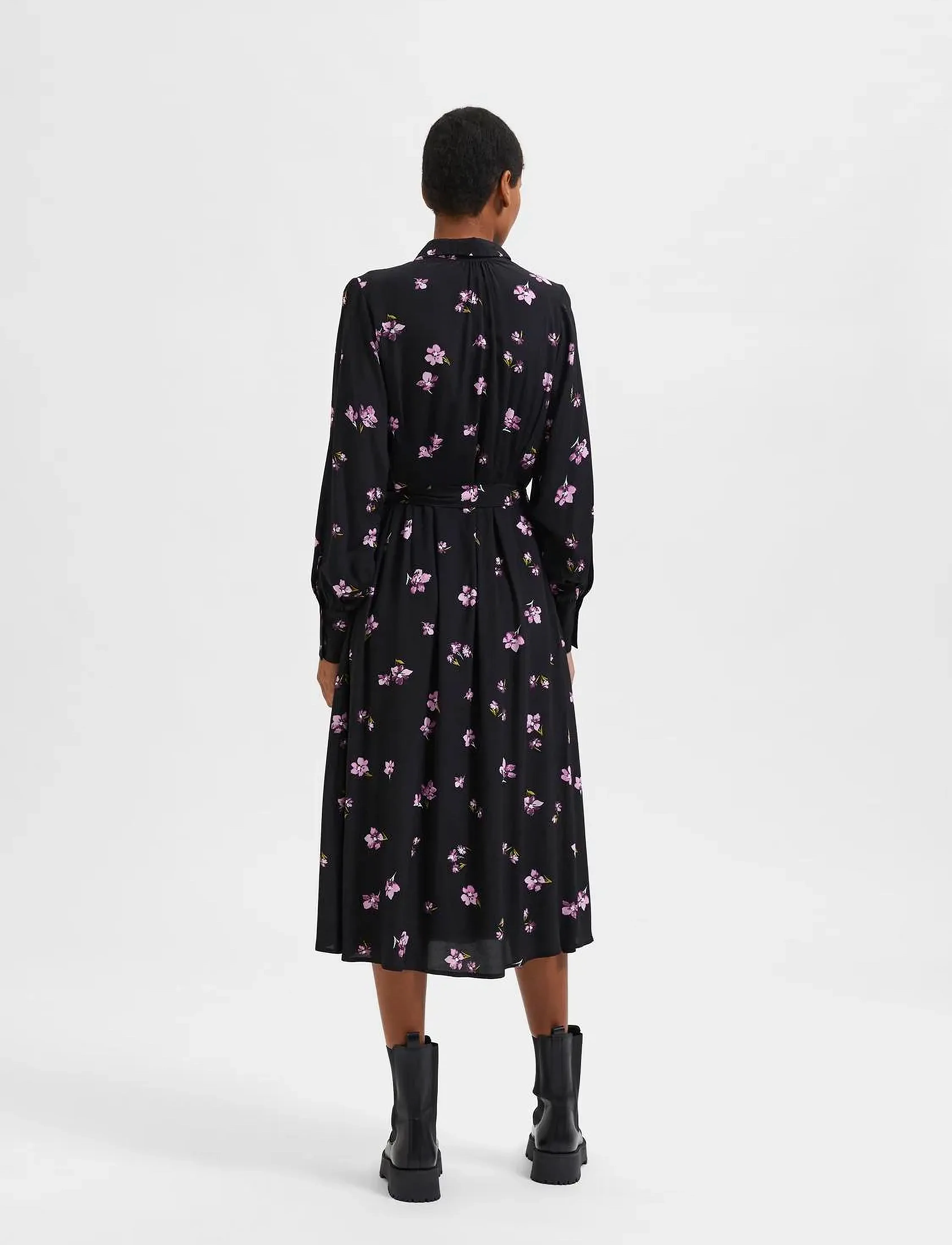 Selected - SLFWALDA LS AOP MIDI DRESS - hemdkleider - black - 3