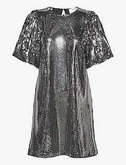 Selected Femme - SLFSANDY 3/4 SHORT O-NECK DRESS B - festklær til outlet-priser - black - 2