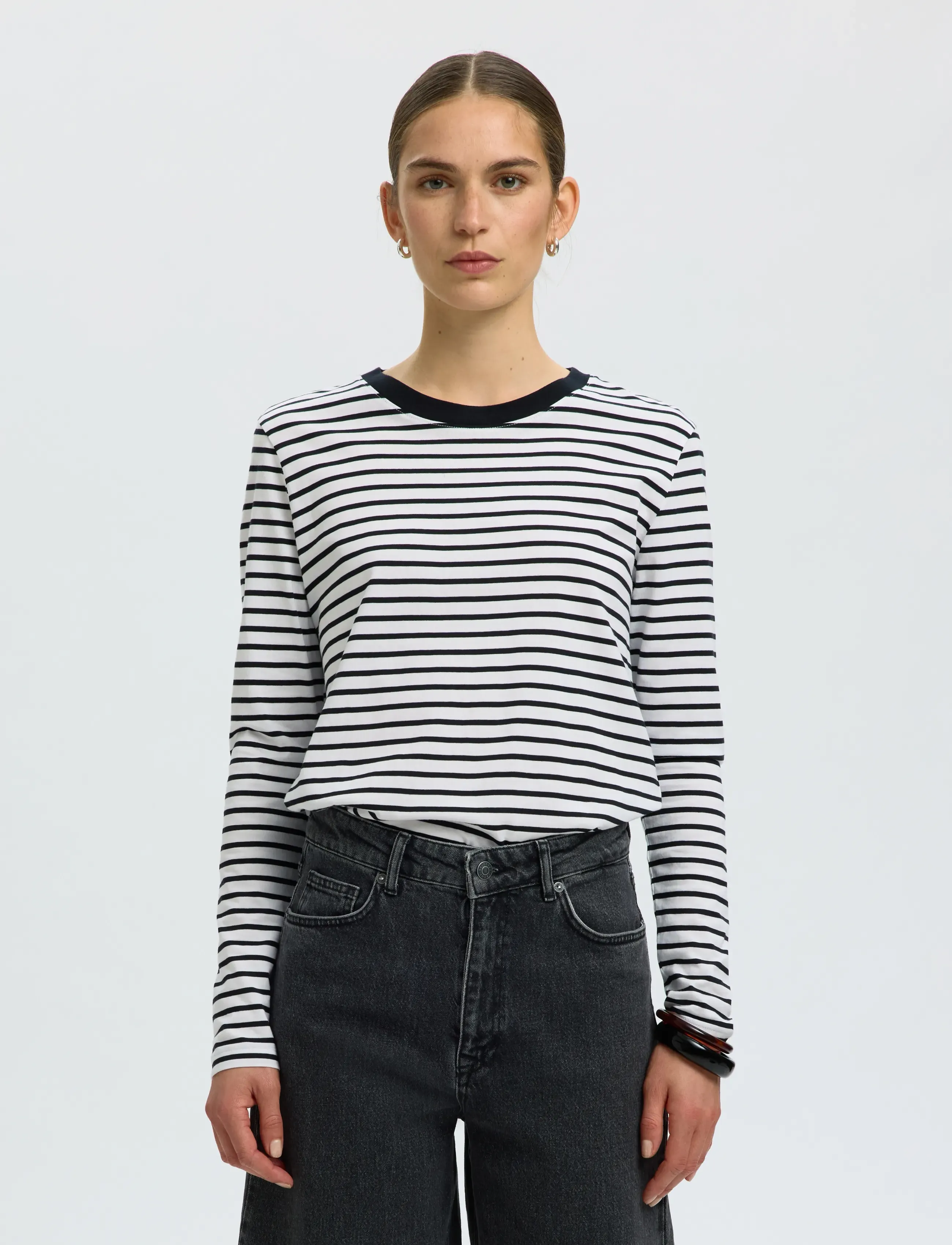 Selected SLFESSENTIAL LS STRIPED O-NECK TEE NOOS - T-shirts & Toppar - BLACK / black