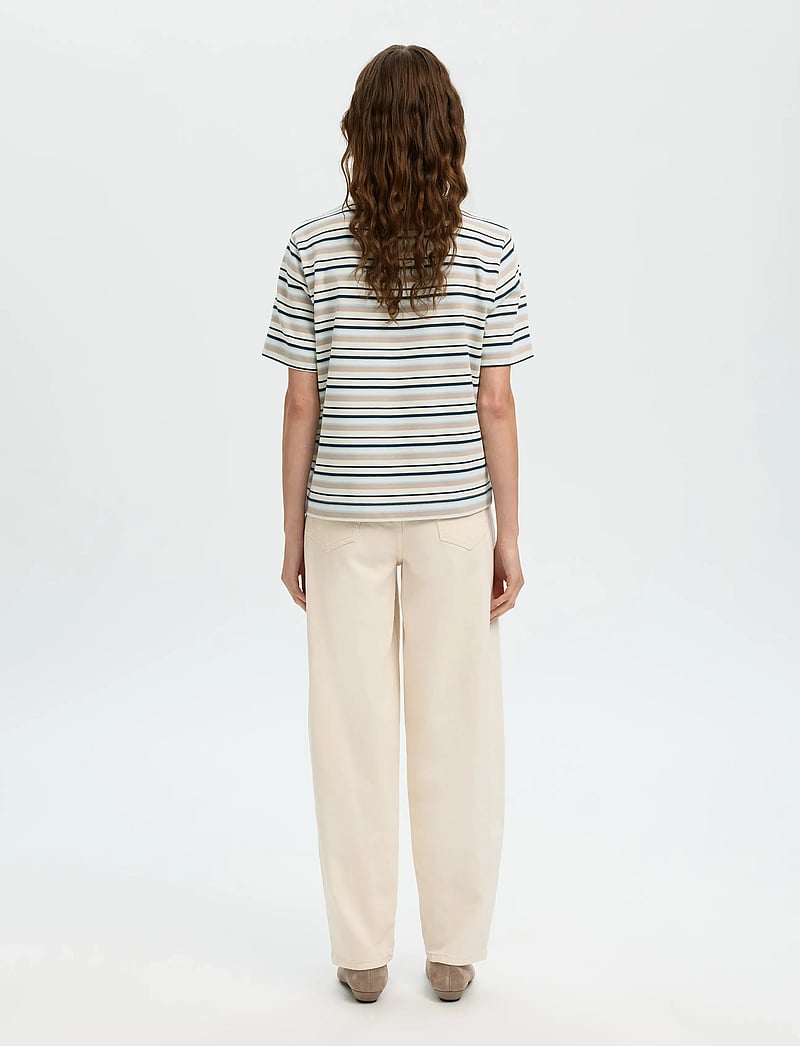 Selected - SLWESSENTIAL SS STRIPED BOXY TEE NOOS - t-shirts - cashmere blue - 2