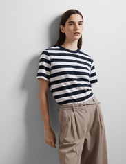 Selected Femme - SLFESSENTIAL SS STRIPED BOXY TEE NOOS - laveste priser - dark sapphire - 5