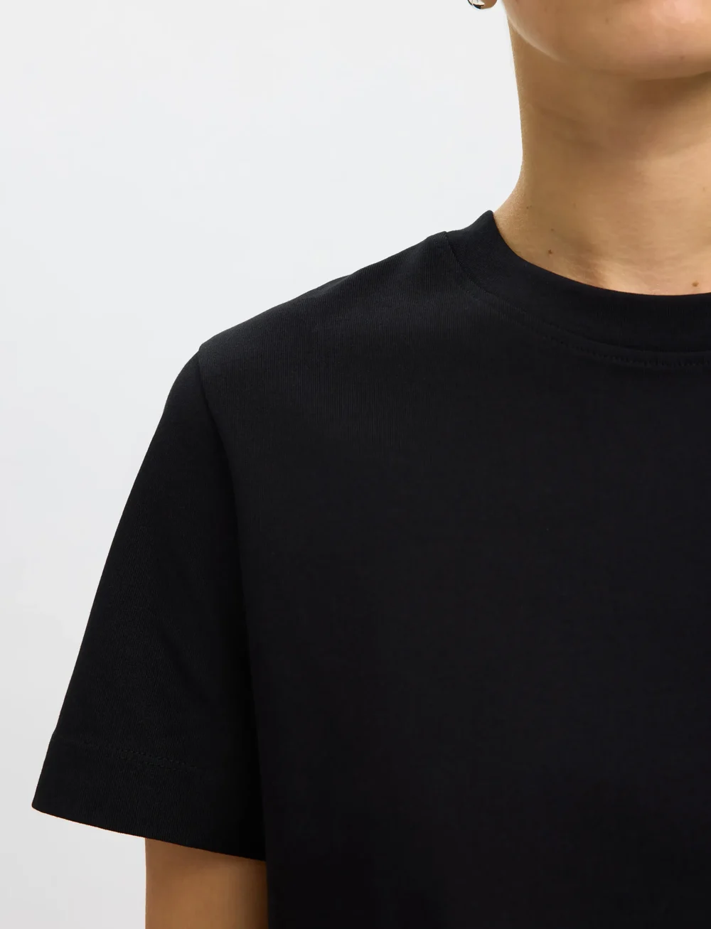 Selected - SLFESSENTIAL SS BOXY TEE NOOS - t-shirts - black - 5