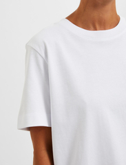 Selected Femme - SLFESSENTIAL SS BOXY TEE NOOS - t-shirts - bright white - 5