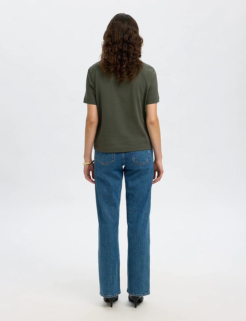 Selected - SLWESSENTIAL SS BOXY TEE NOOS - t-shirts - deep depths - 2