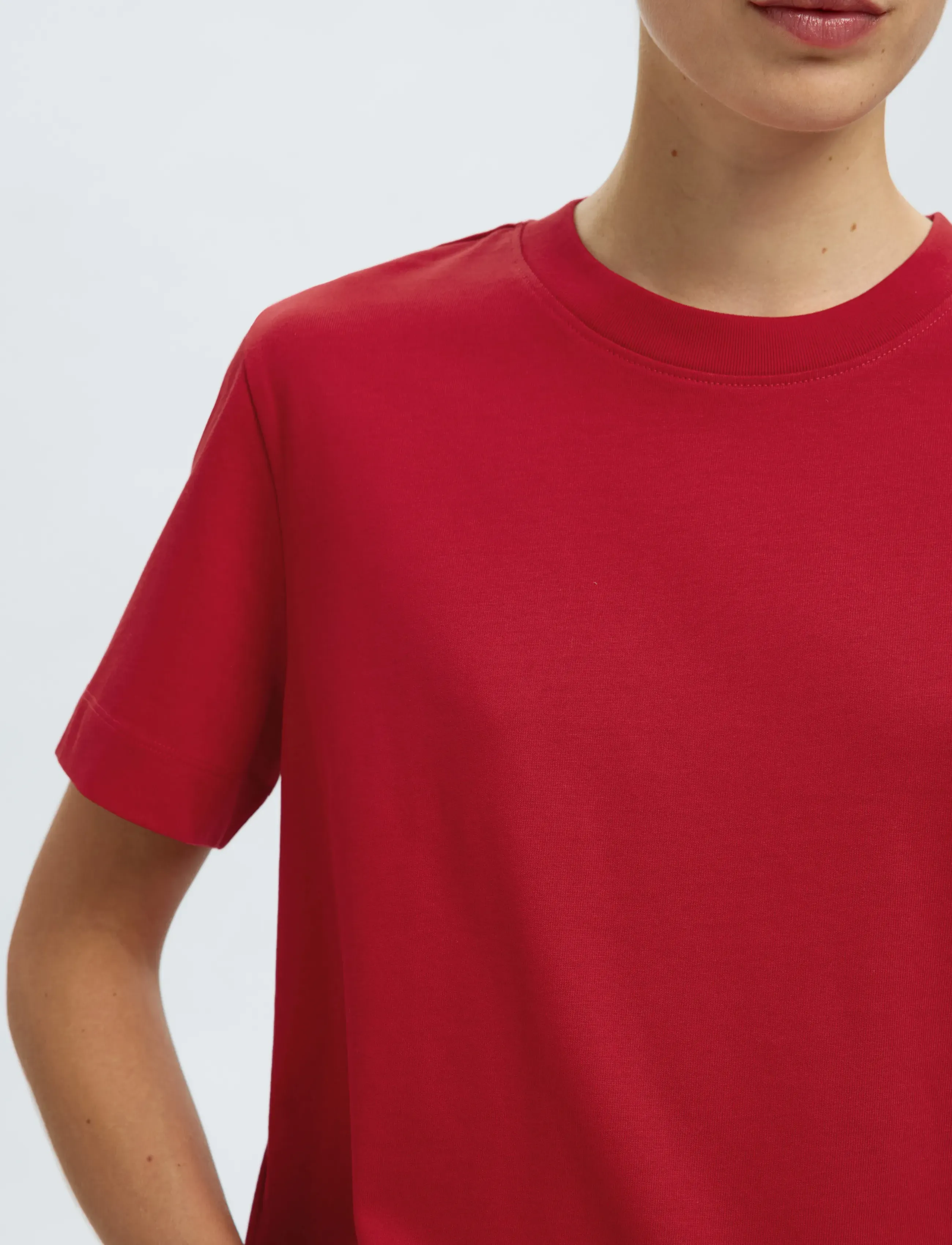 Selected - SLWESSENTIAL SS BOXY TEE NOOS - t-shirts - equestrian red - 3