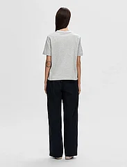 Selected Femme - SLFESSENTIAL SS BOXY TEE NOOS - t-shirts - light grey melange - 3
