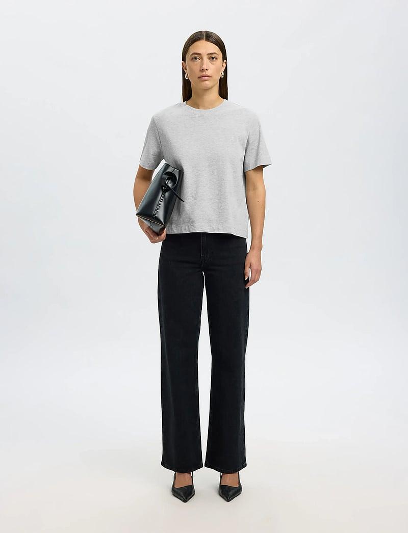 Selected - SLWESSENTIAL SS BOXY TEE NOOS - t-shirts - light grey melange - 4