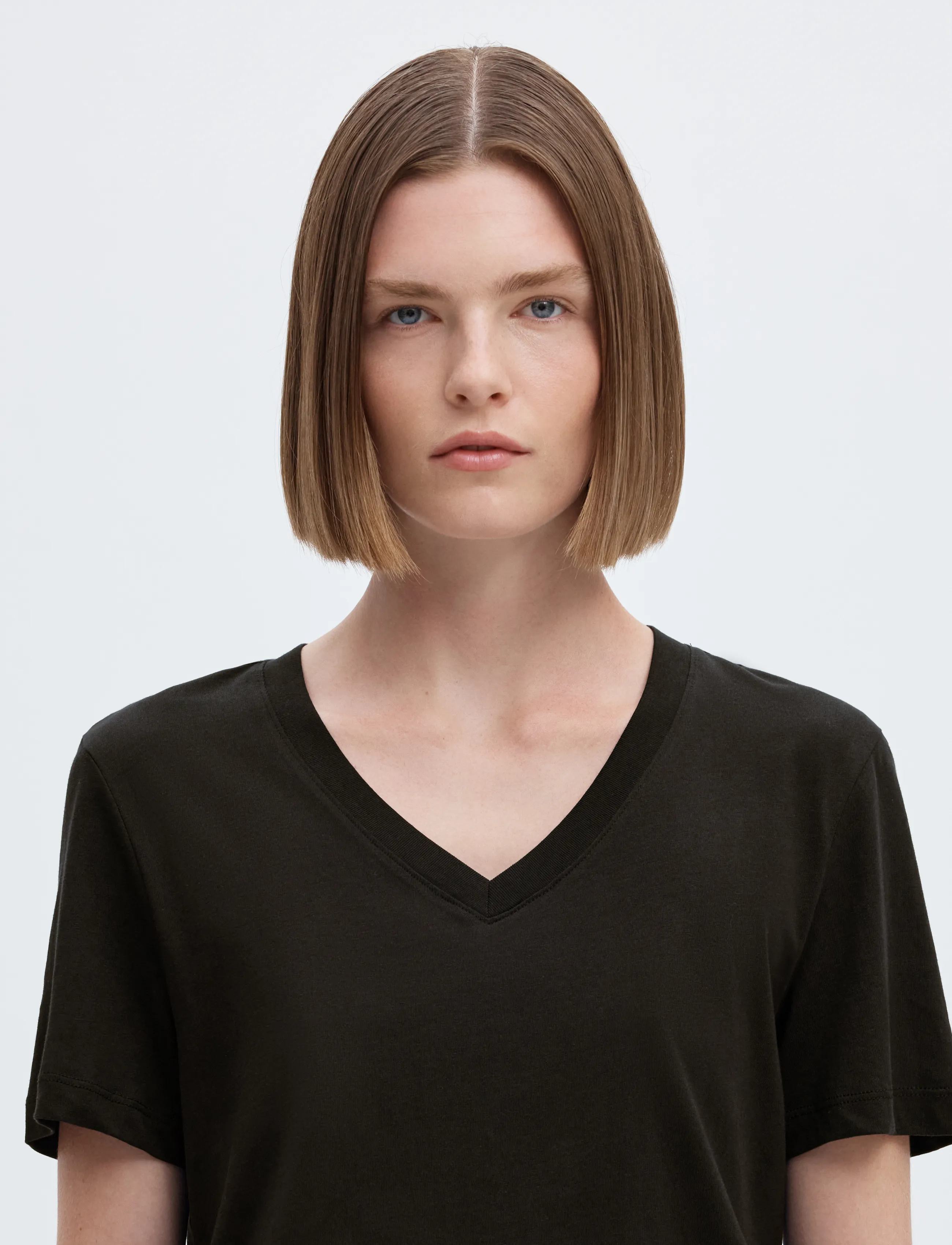 Selected - SLWESSENTIAL SS V-NECK TEE NOOS - t-shirts - black - 5