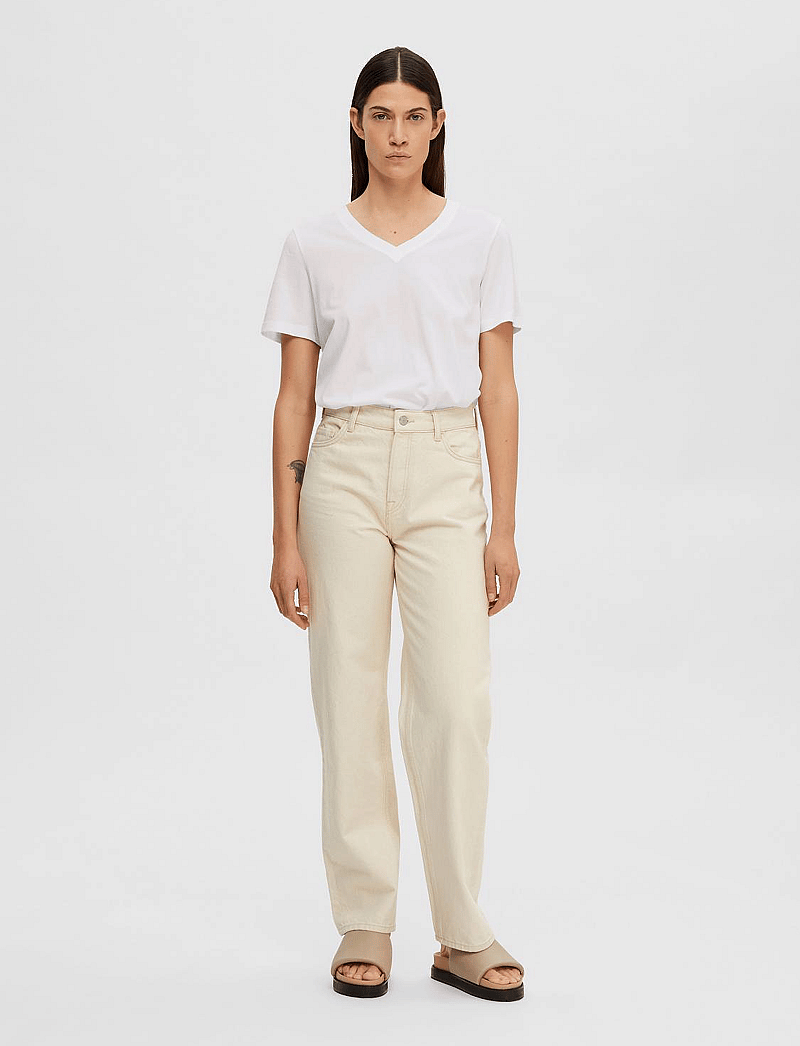 Selected - SLWESSENTIAL SS V-NECK TEE NOOS - t-särgid - bright white - 4