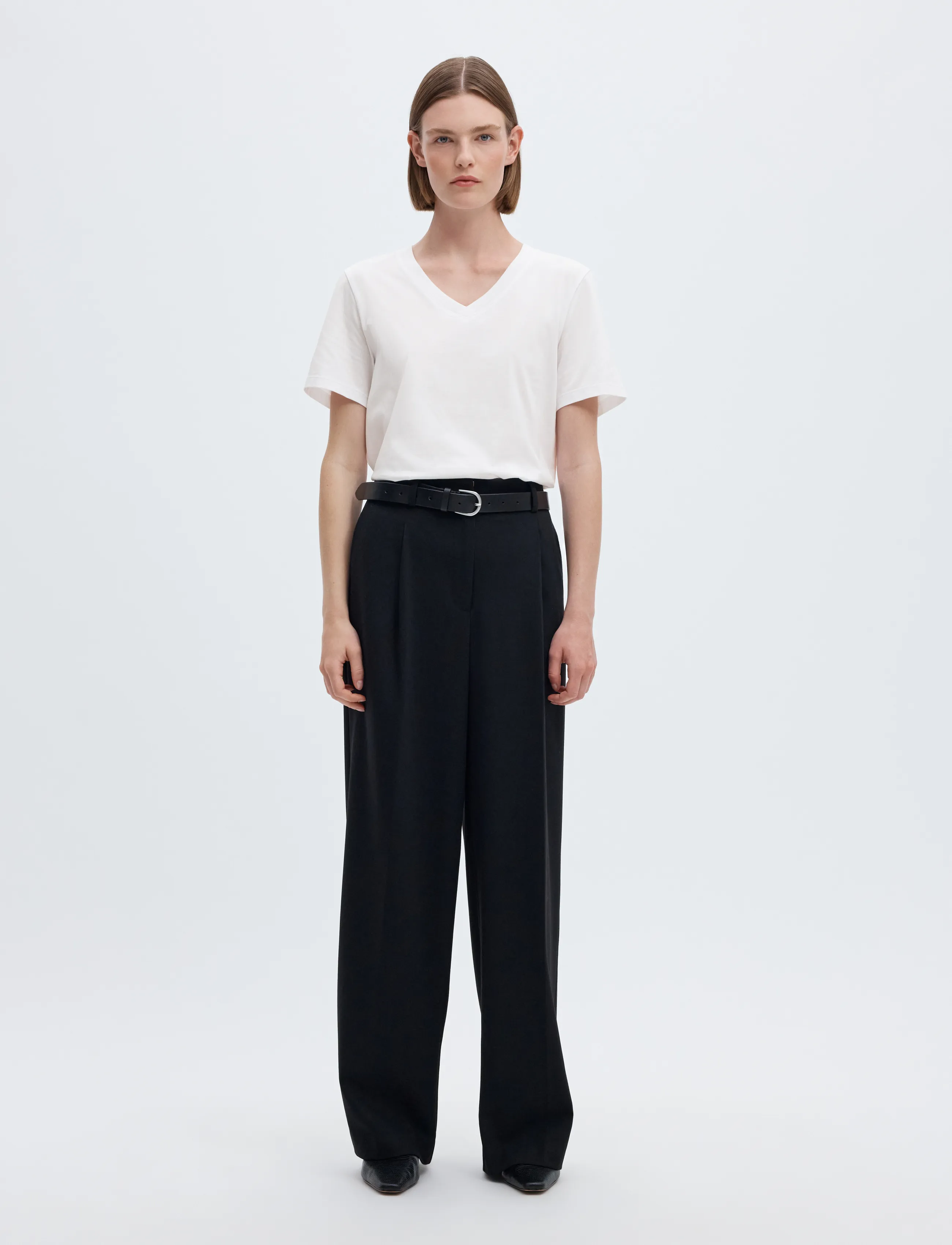 Selected - SLWESSENTIAL SS V-NECK TEE NOOS - t-shirts - bright white - 4