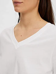 Selected Femme - SLFESSENTIAL SS V-NECK TEE NOOS - t-shirts - bright white - 5