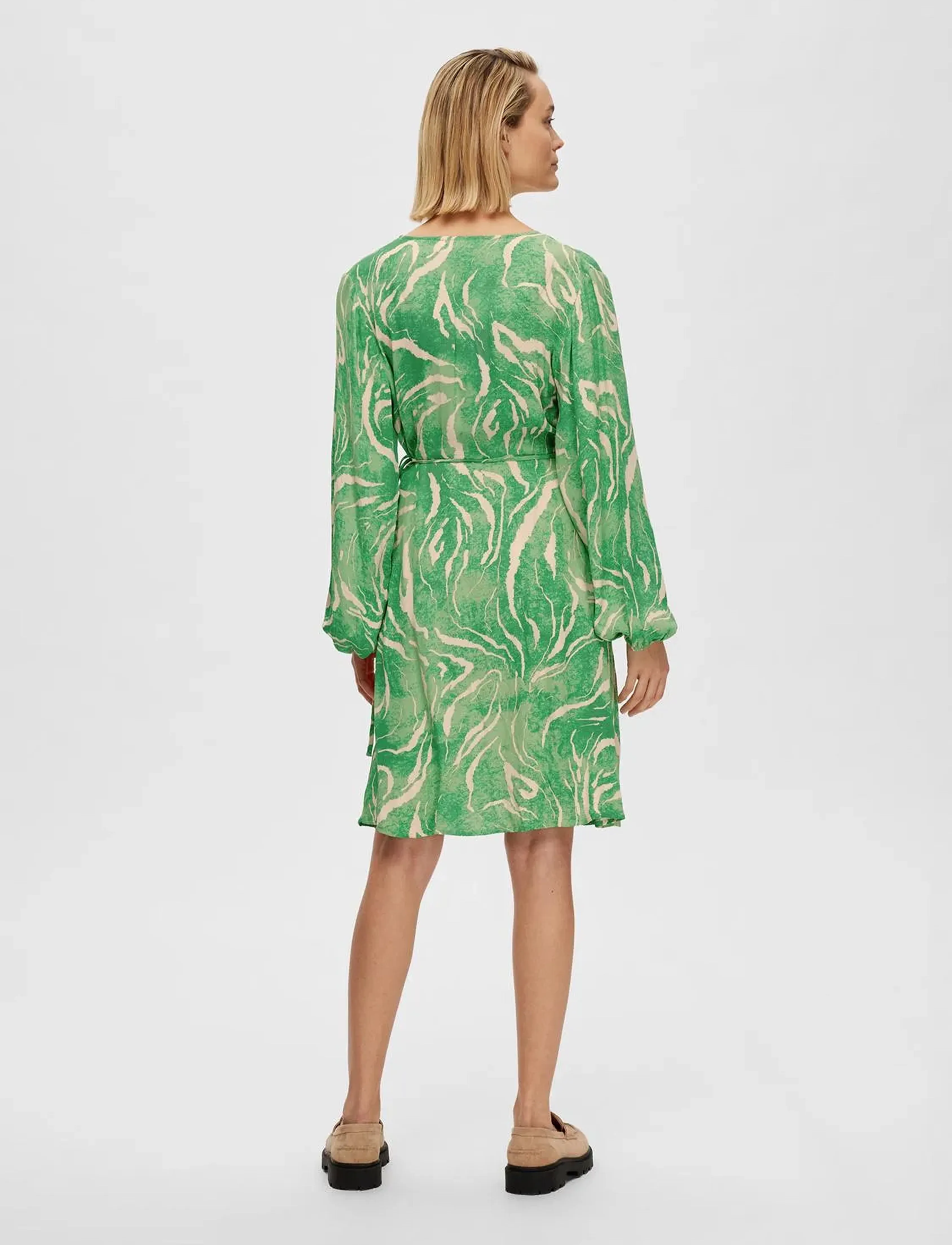 Selected - SLFFIOLA LS AOP WRAP DRESS B - wickelkleider - absinthe green - 3