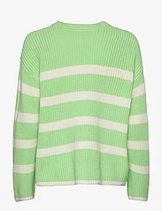 Selected Femme - SLFBLOOMIE LS KNIT O-NECK NOOS - pullover - pistachio green - 1