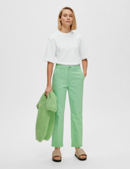 Selected Femme - SLFMARINA HW CHINO PANTS W - spodnie proste - absinthe green - 4
