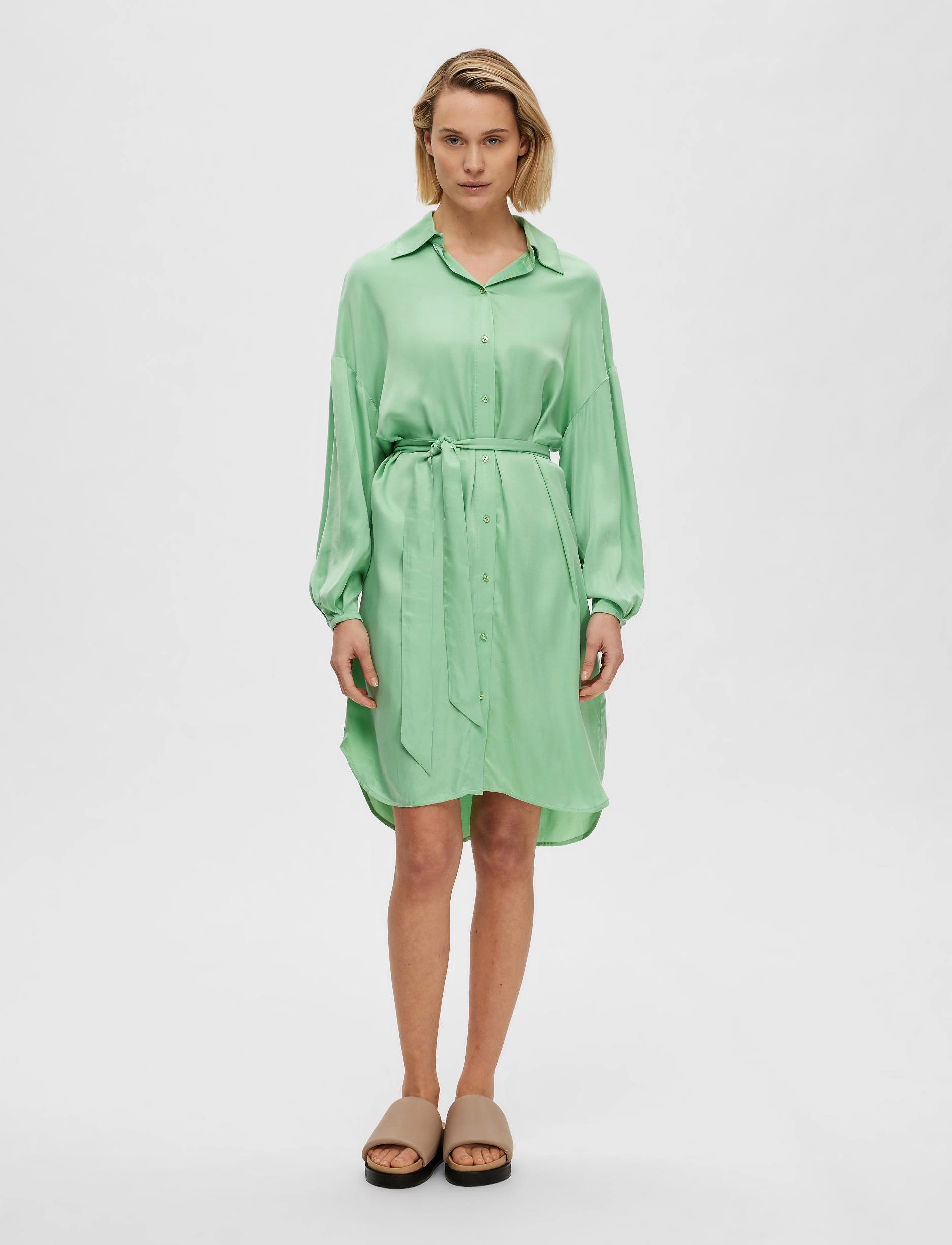 Selected - SLFIRENE-TONIA LS CUPRO SHIRT DRESS B - hemdkleider - absinthe green - 4