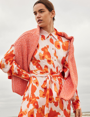 Selected Femme - SLFNICOLETTE LS ANKLE SHIRT DRESS B - hemdkleider - orangeade - 3