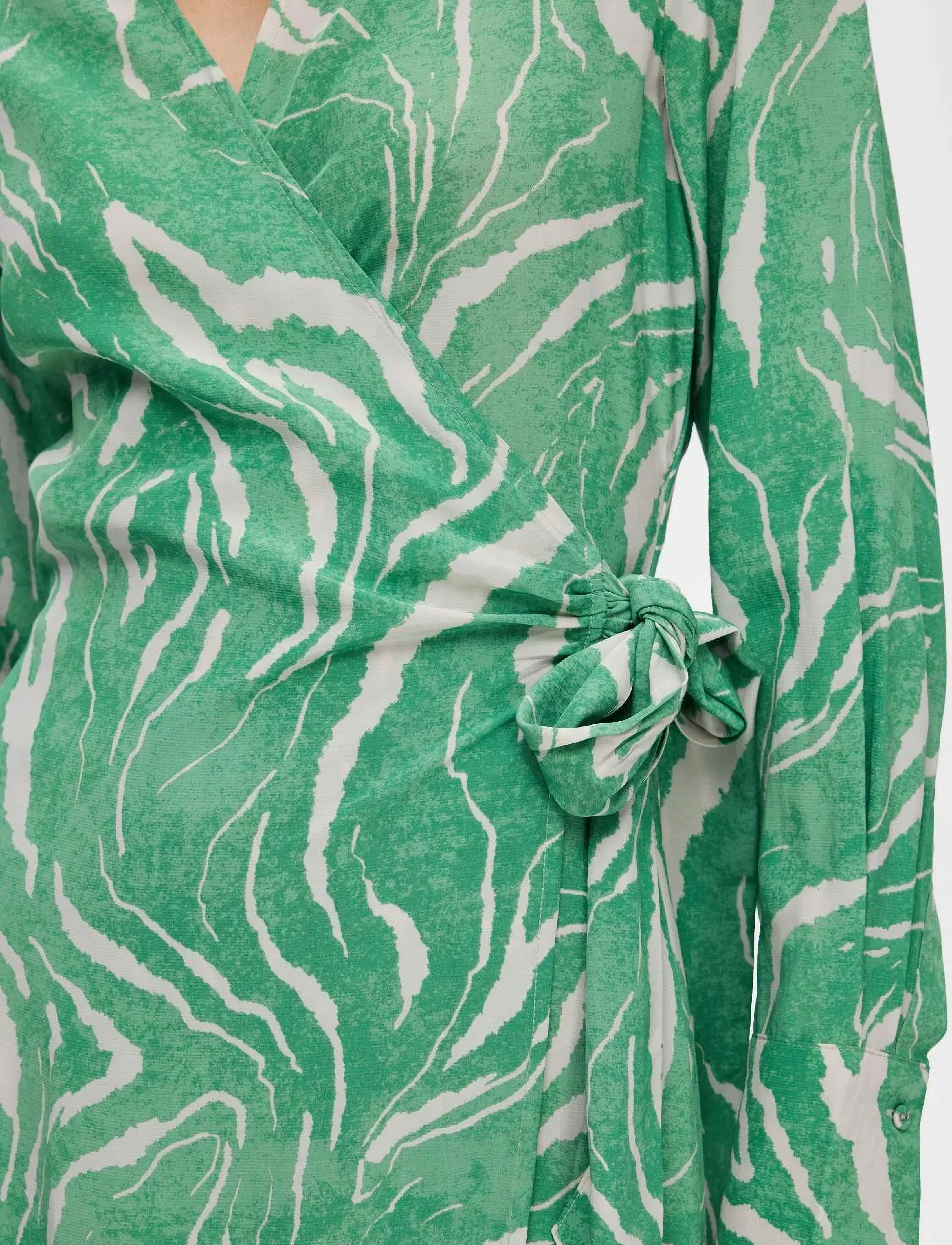 Selected - SLFSIRINE LS MIDI WRAP DRESS B - hõlmikkleidid - absinthe green - 4