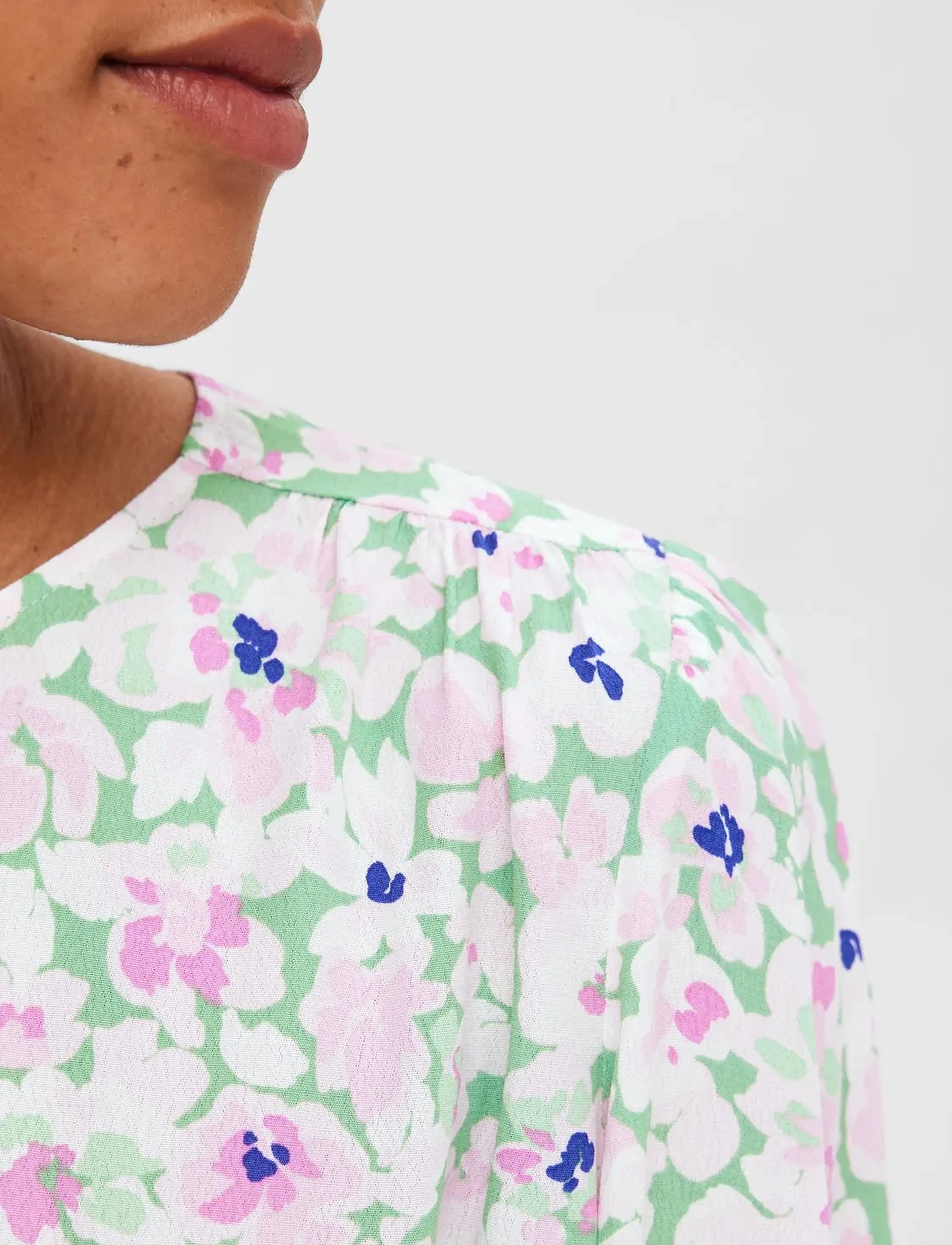 Selected - SLFMALIDA LS TOP B - langærmede bluser - absinthe green - 4