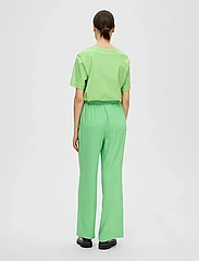 Selected Femme - SLFVIVA-GULIA HW LONG LINEN PANT - uitlopende broeken - absinthe green - 3