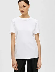 Selected Femme - SLFMYESSENTIAL SS O-NECK TEE NOOS - laveste priser - bright white - 6