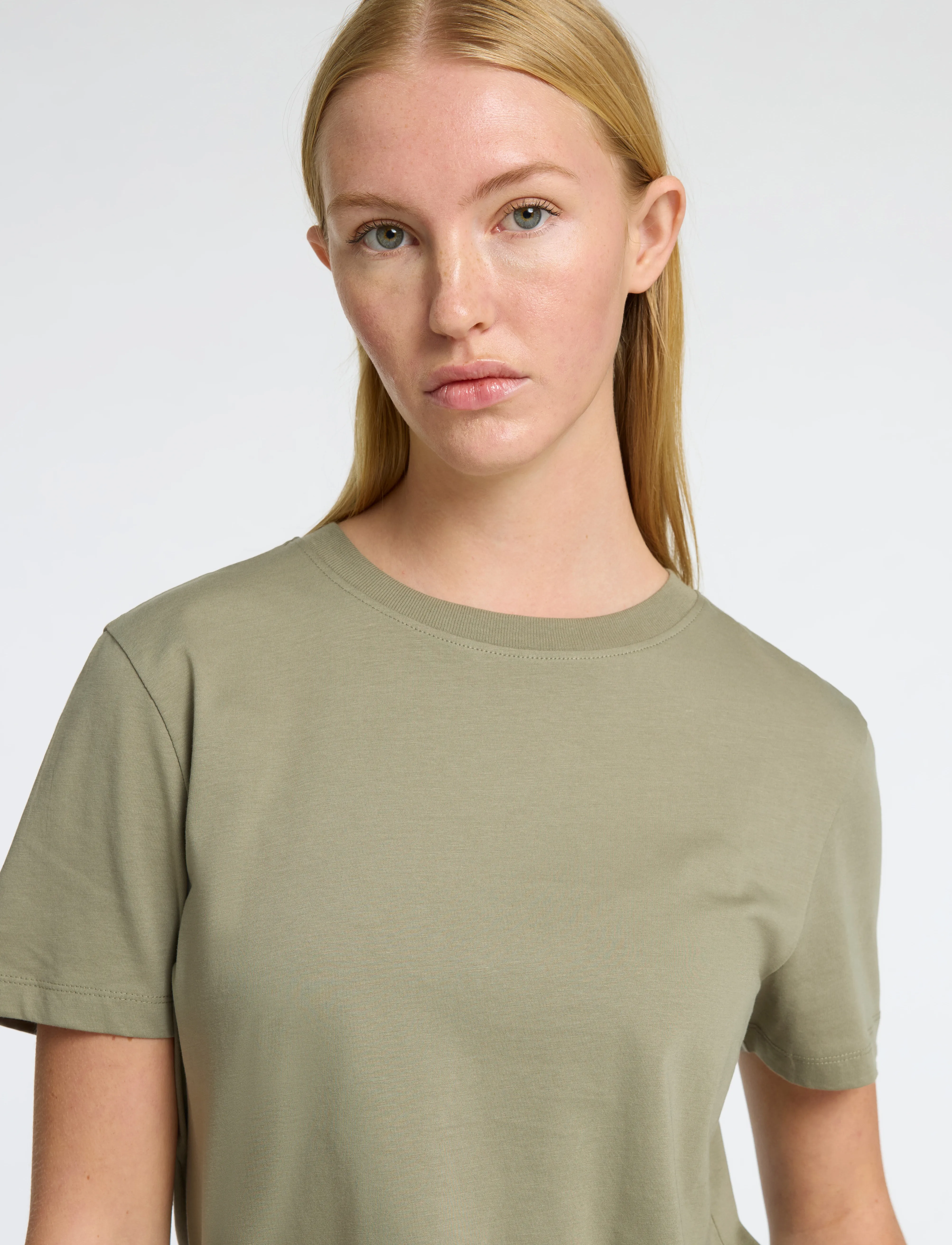 Selected - SLWMYESSENTIAL SS O-NECK TEE NOOS - t-shirts - vetiver - 4