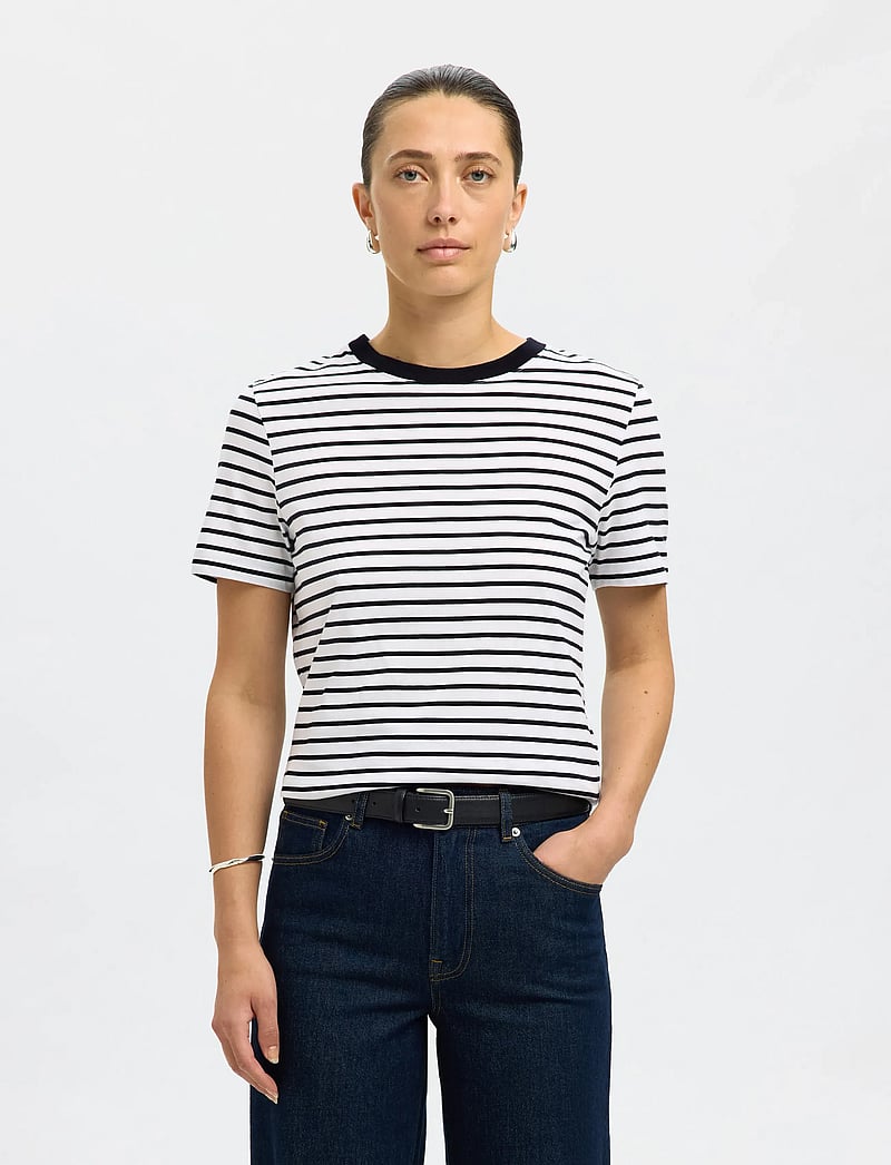 Selected - SLFMYESSENTIAL SS STRIPE O-NECK TEE - t-shirts - black - 0