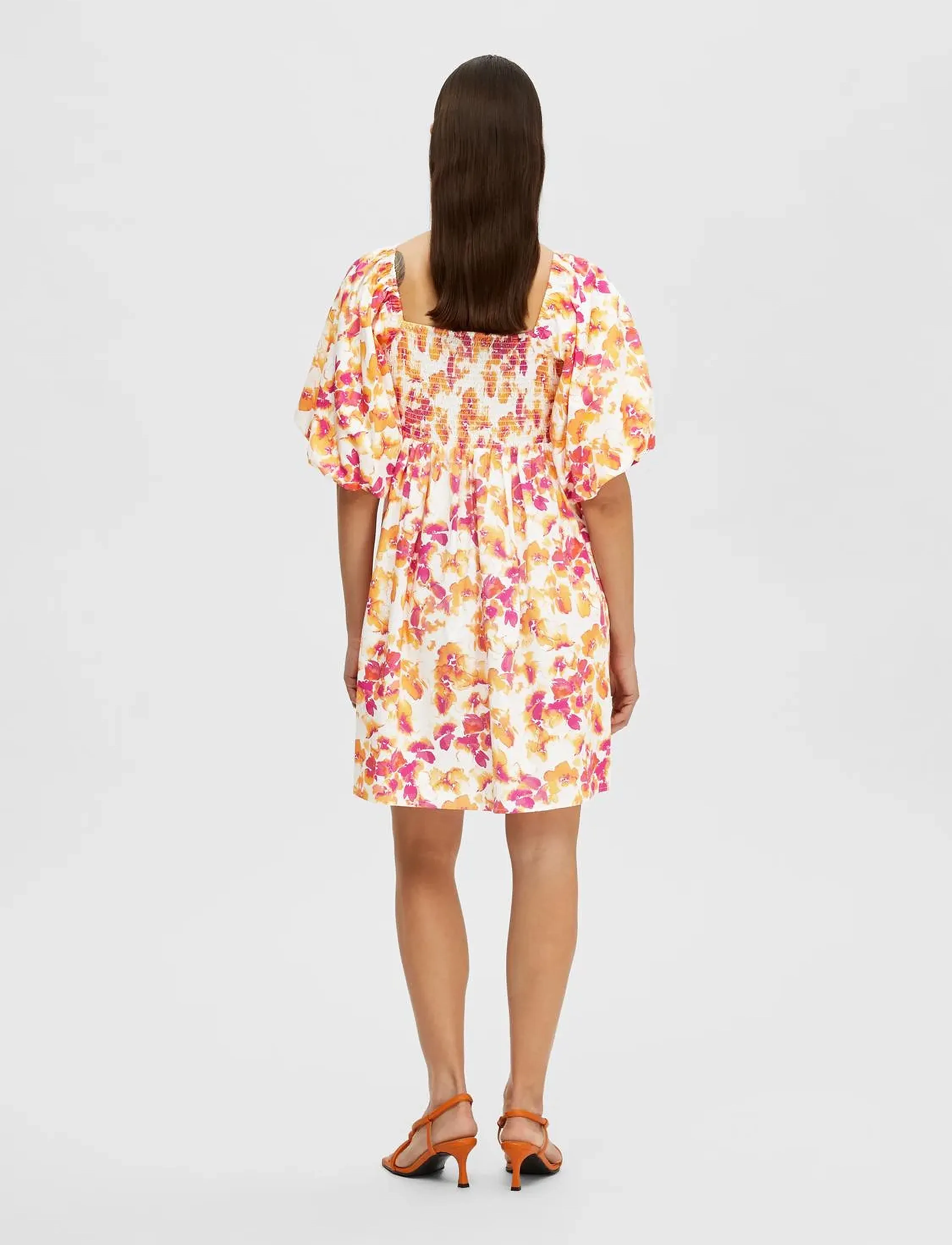 Selected - SLFDORITA 2/4 AOP SHORT DRESS B - sommerkleider - papaya - 3