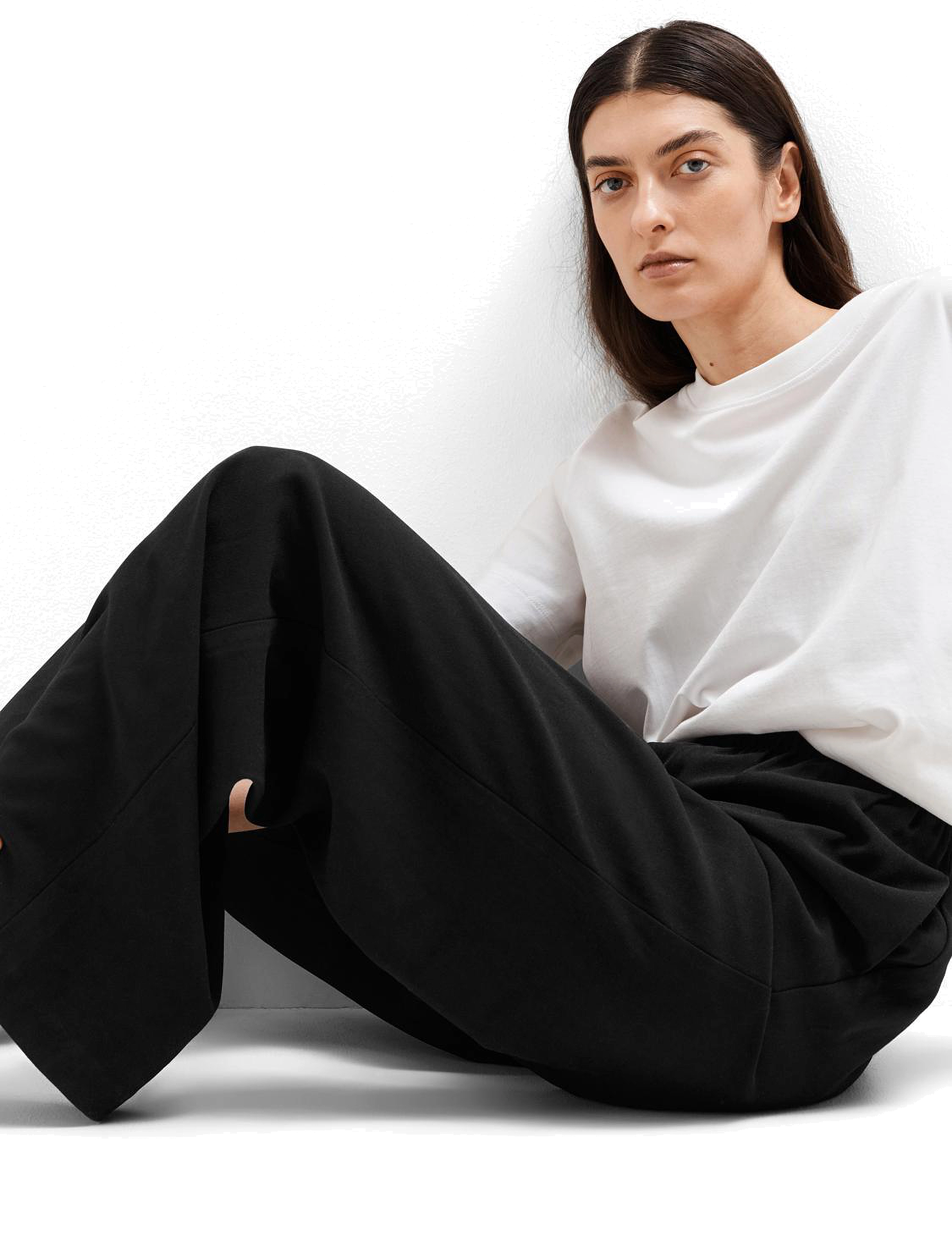 Selected - SLFTINNI-RELAXED MW WIDE PANT N NOOS - hosen mit weitem bein - black - 5
