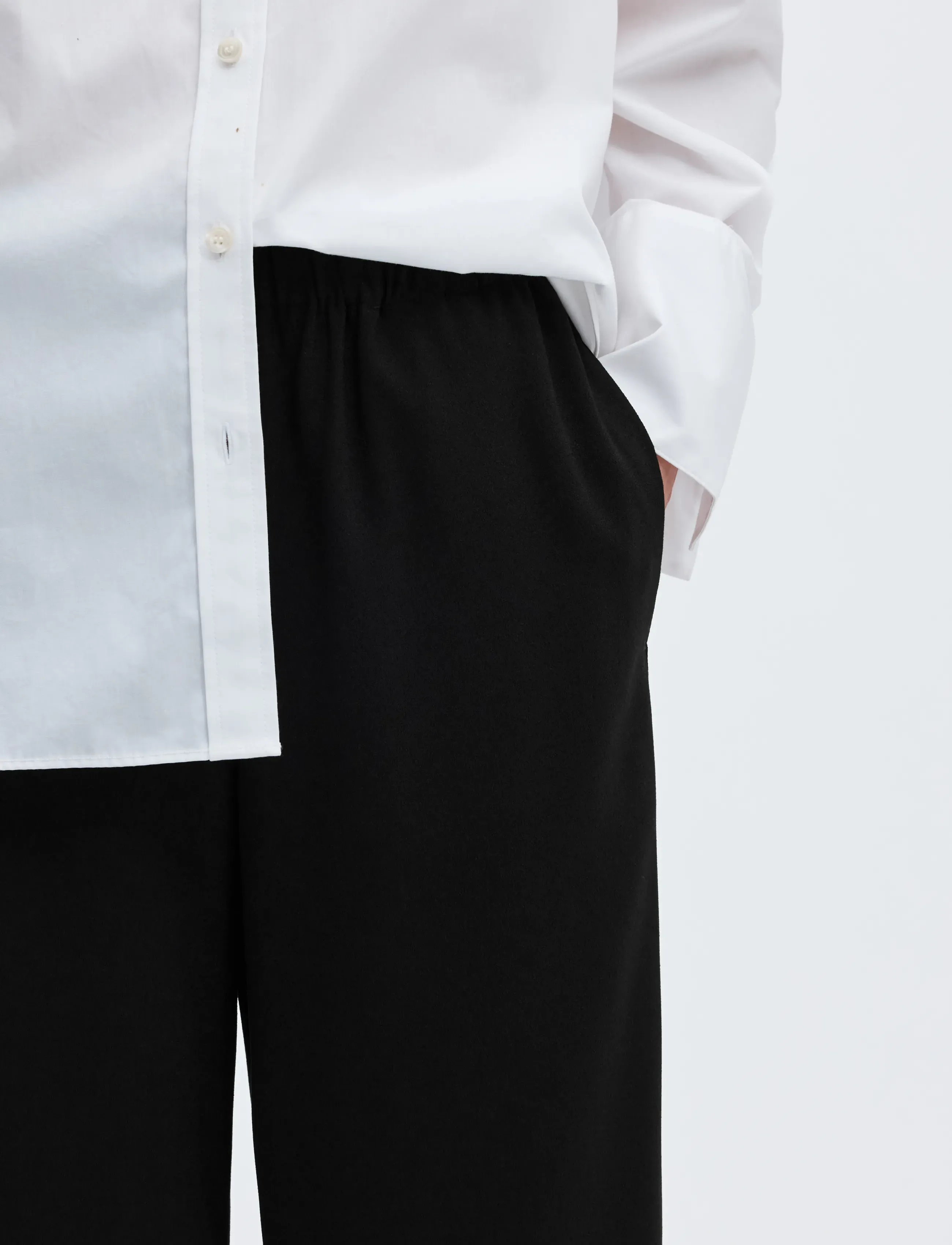 Selected - SLFTINNI-RELAXED MW WIDE PANT N NOOS - bukser med brede ben - black - 5