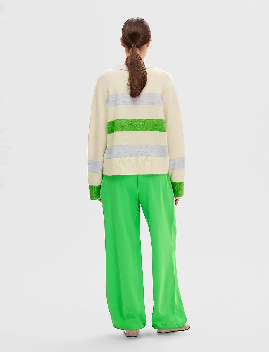 Selected - SLFTINNI-RELAXED MW WIDE PANT N NOOS - hosen mit weitem bein - classic green - 3