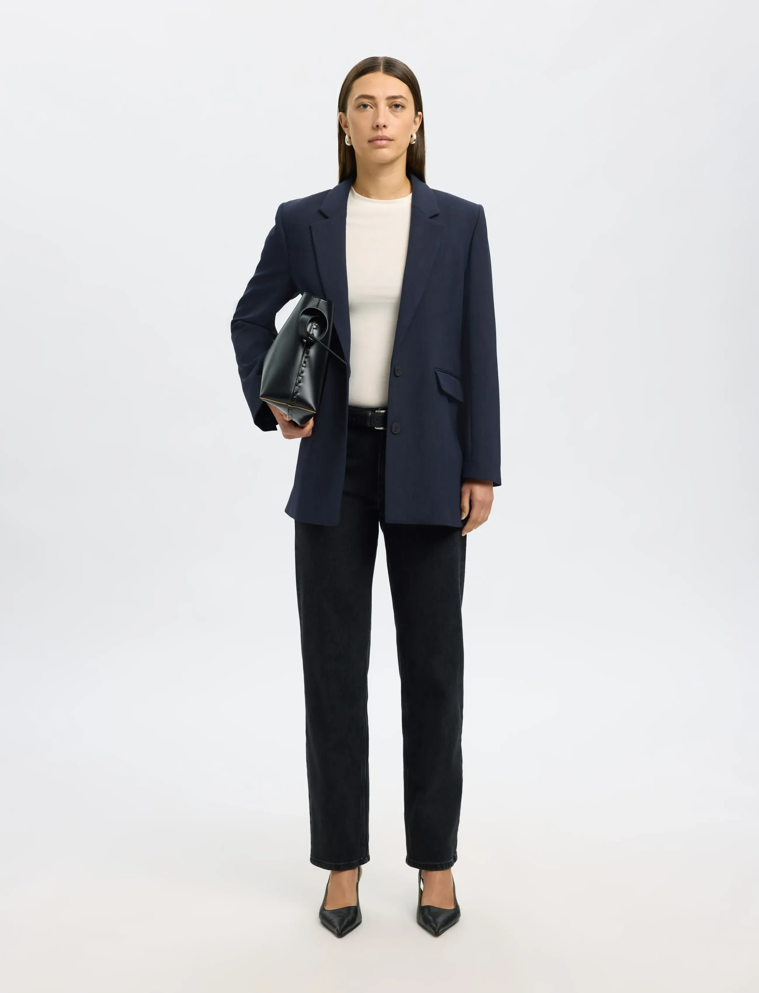 Selected - SLWRITA LS RELAXED BLAZER D SAP MEL NOOS - vienaeiliai švarkai - dark sapphire - 4