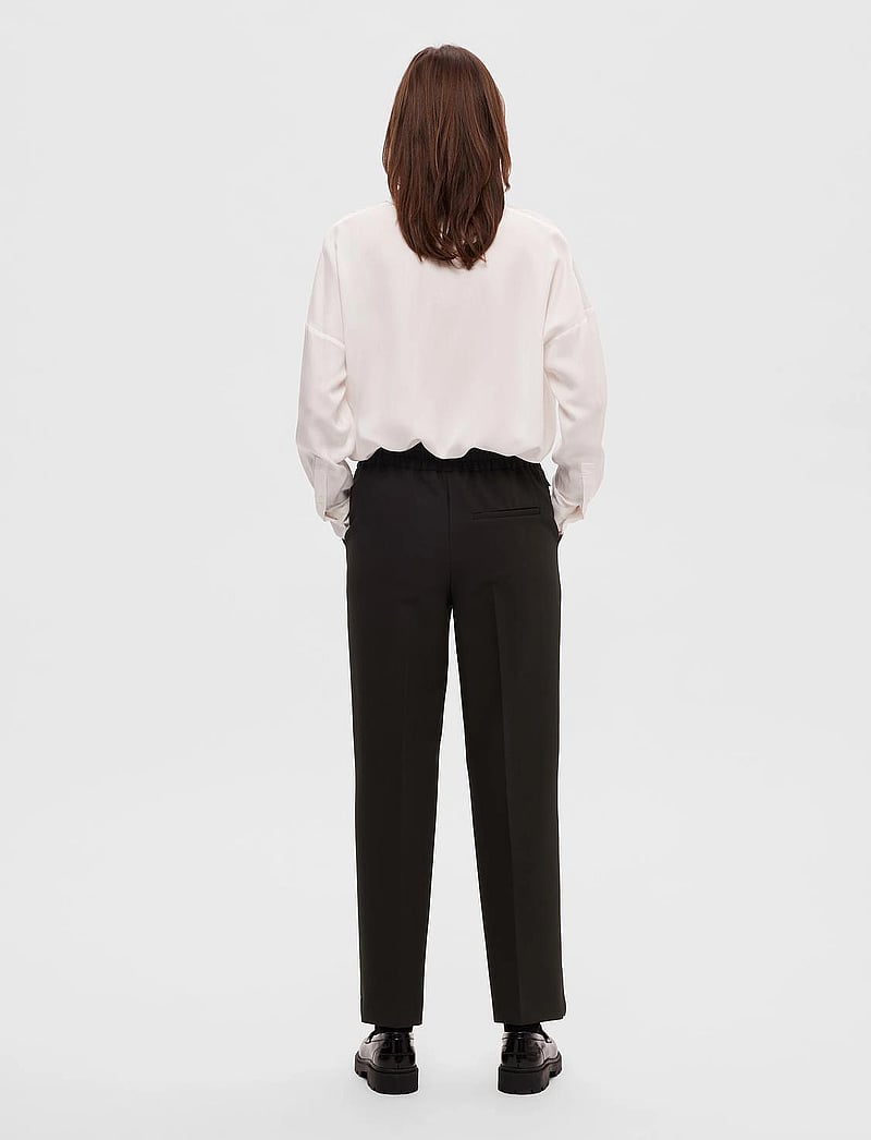 Selected - SLFVINNIE HW PANT NOOS - jogginghosen - black - 2