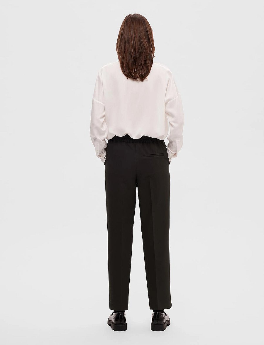 Selected - SLFVINNIE HW PANT NOOS - jogger-housut - black - 2