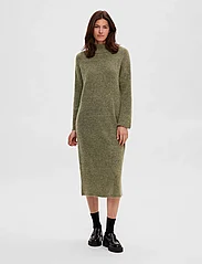 Selected Femme - SLFMALINE LS KNIT DRESS HIGH NECK NOOS - strickkleider - dusky green - 2