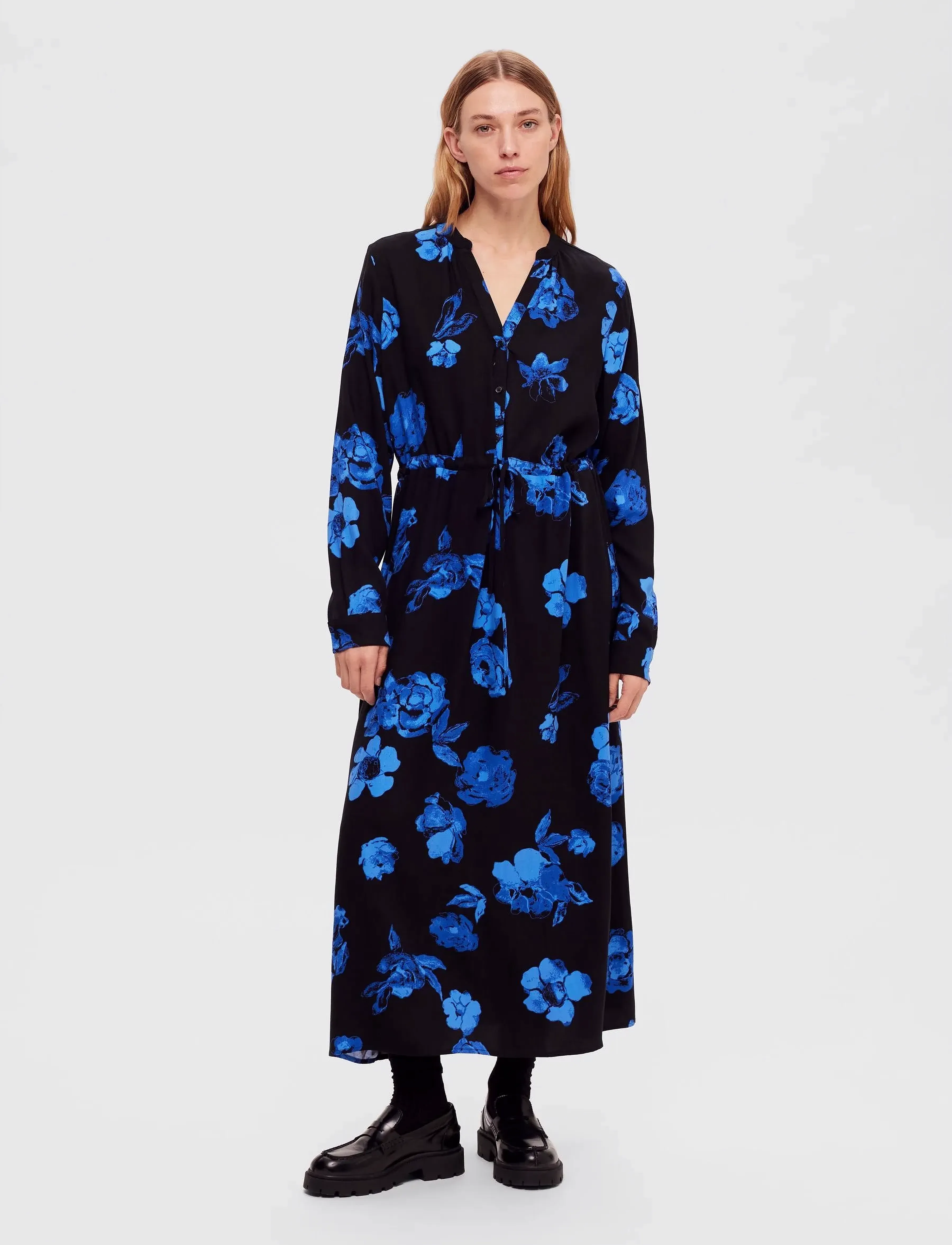Selected - SLFKATRINA LS AOP ANKLE DRESS NOOS - hemdkleider - black - 4