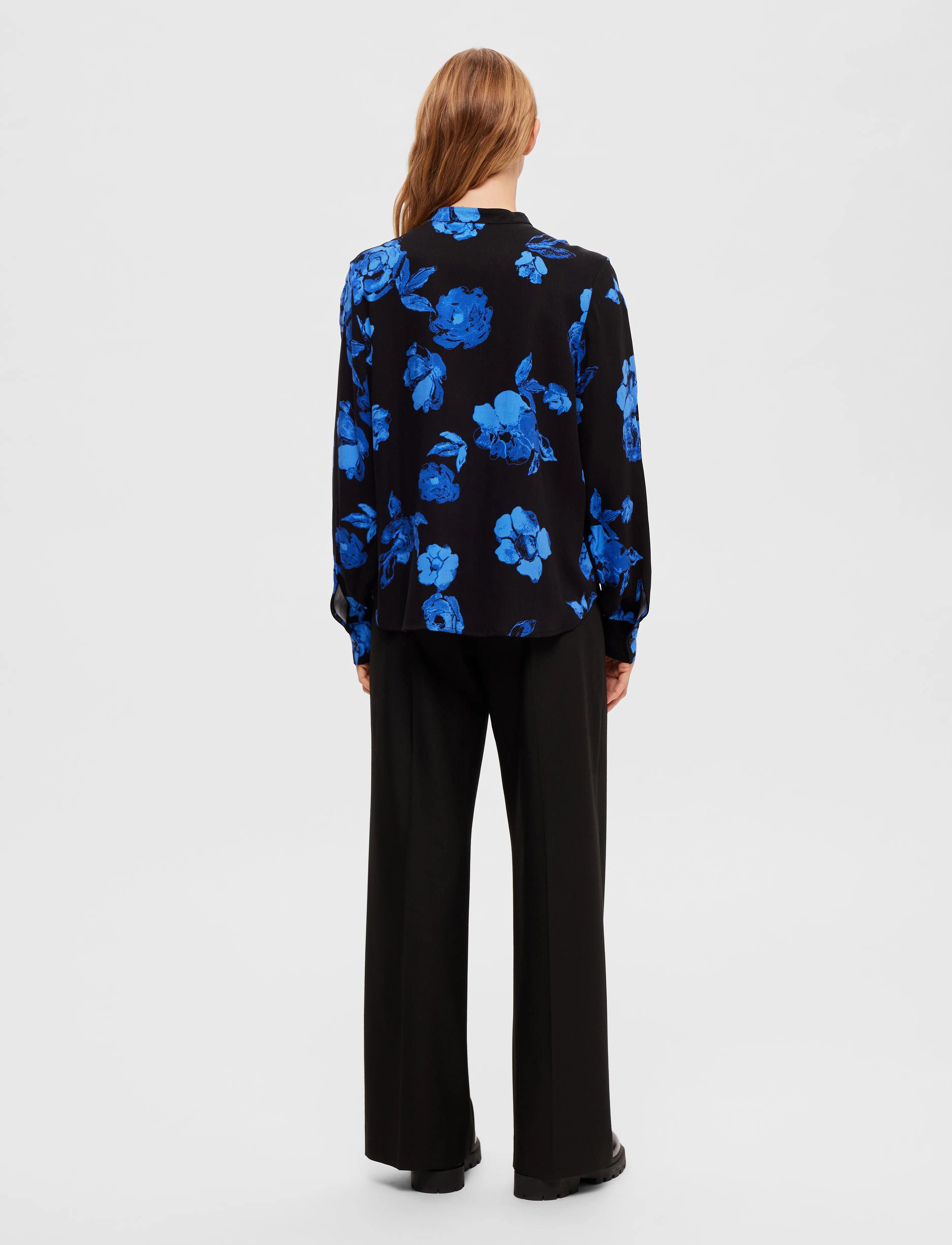Selected - SLFKATRINA LS AOP TOP NOOS - black - 3