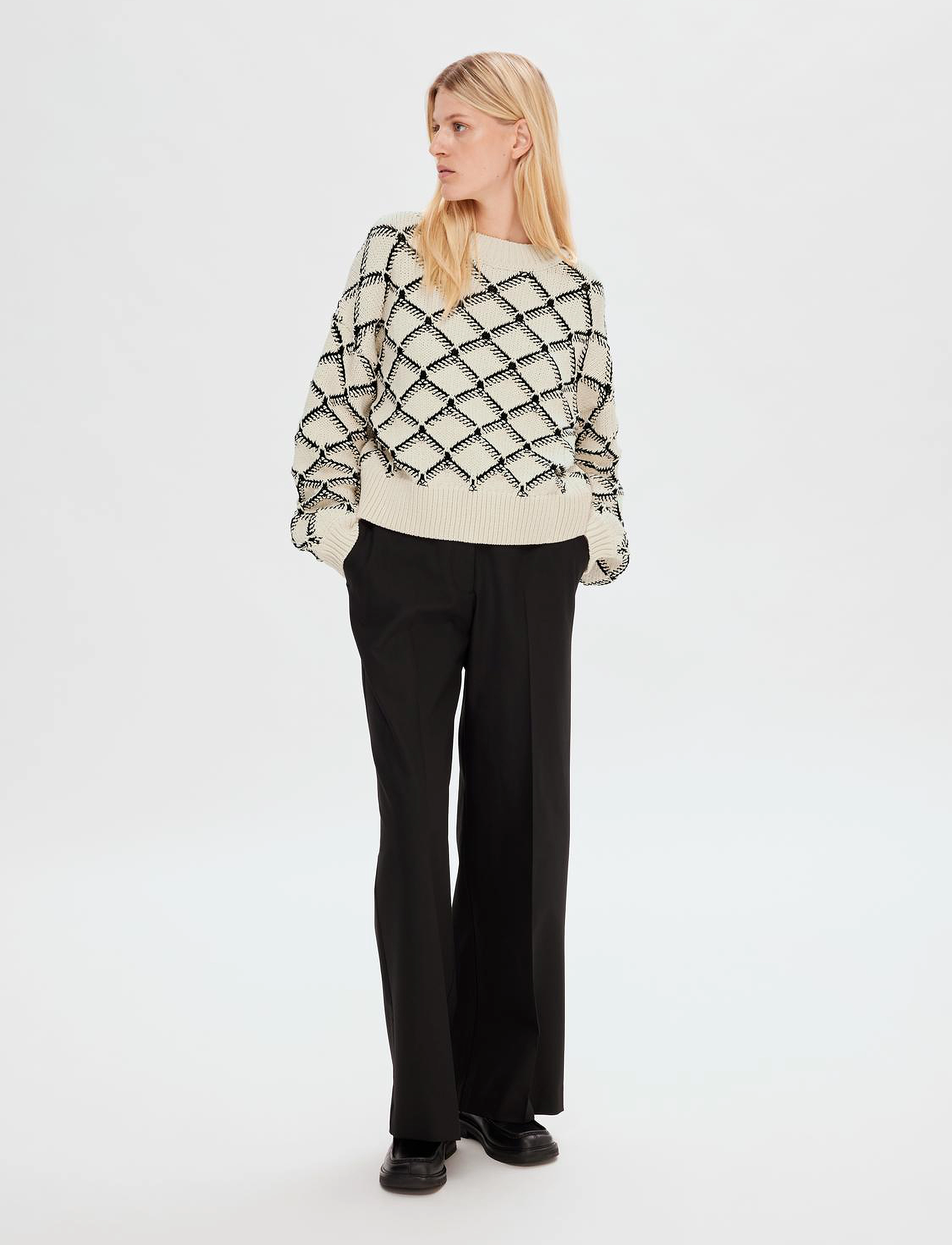 Selected - SLFOLIVIA LS CROPPED KNIT O-NECK - trøjer - birch - 4