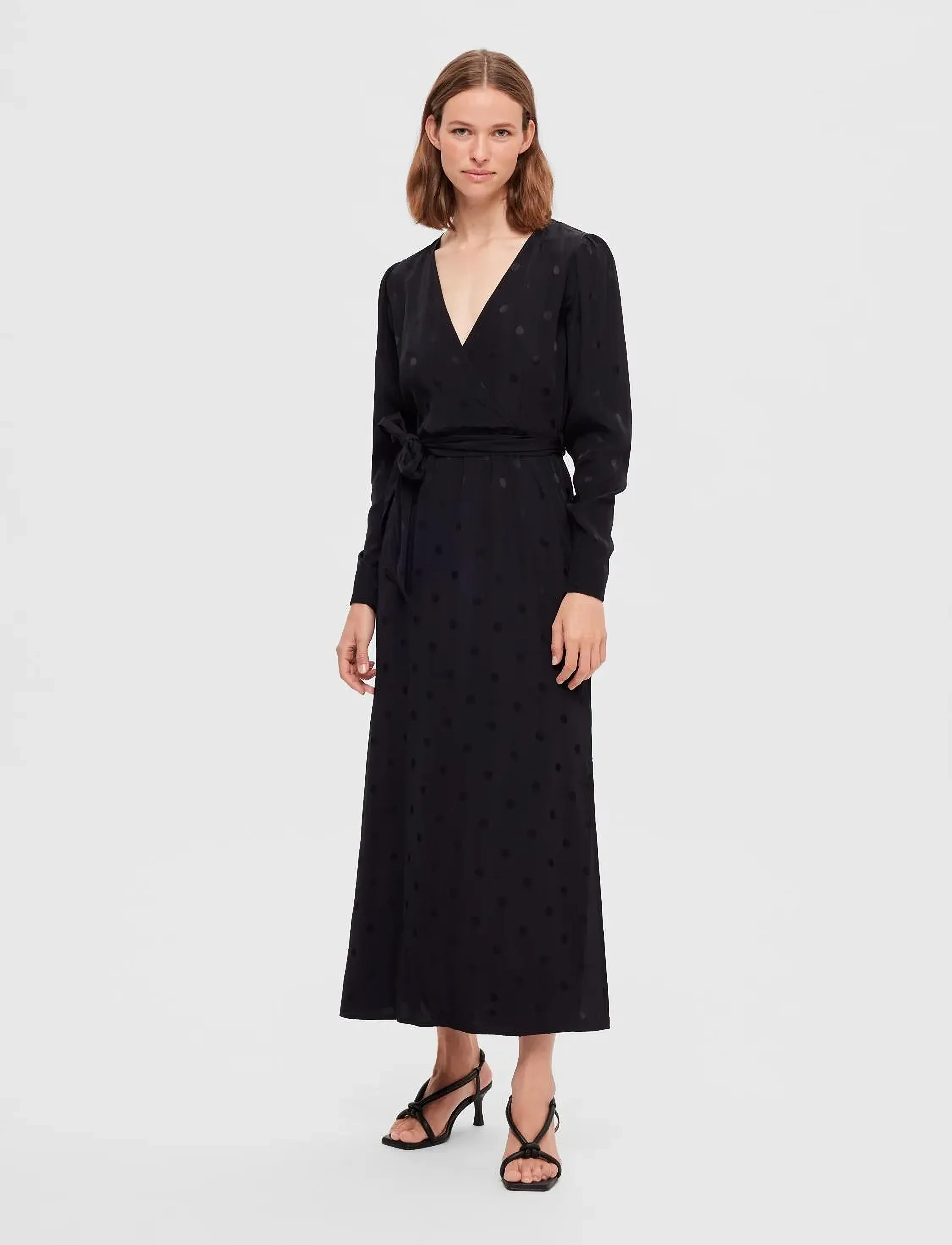 Selected - SLFLUDWIKA LS ANKLE SATIN DRESS B - maxikjoler - black - 4