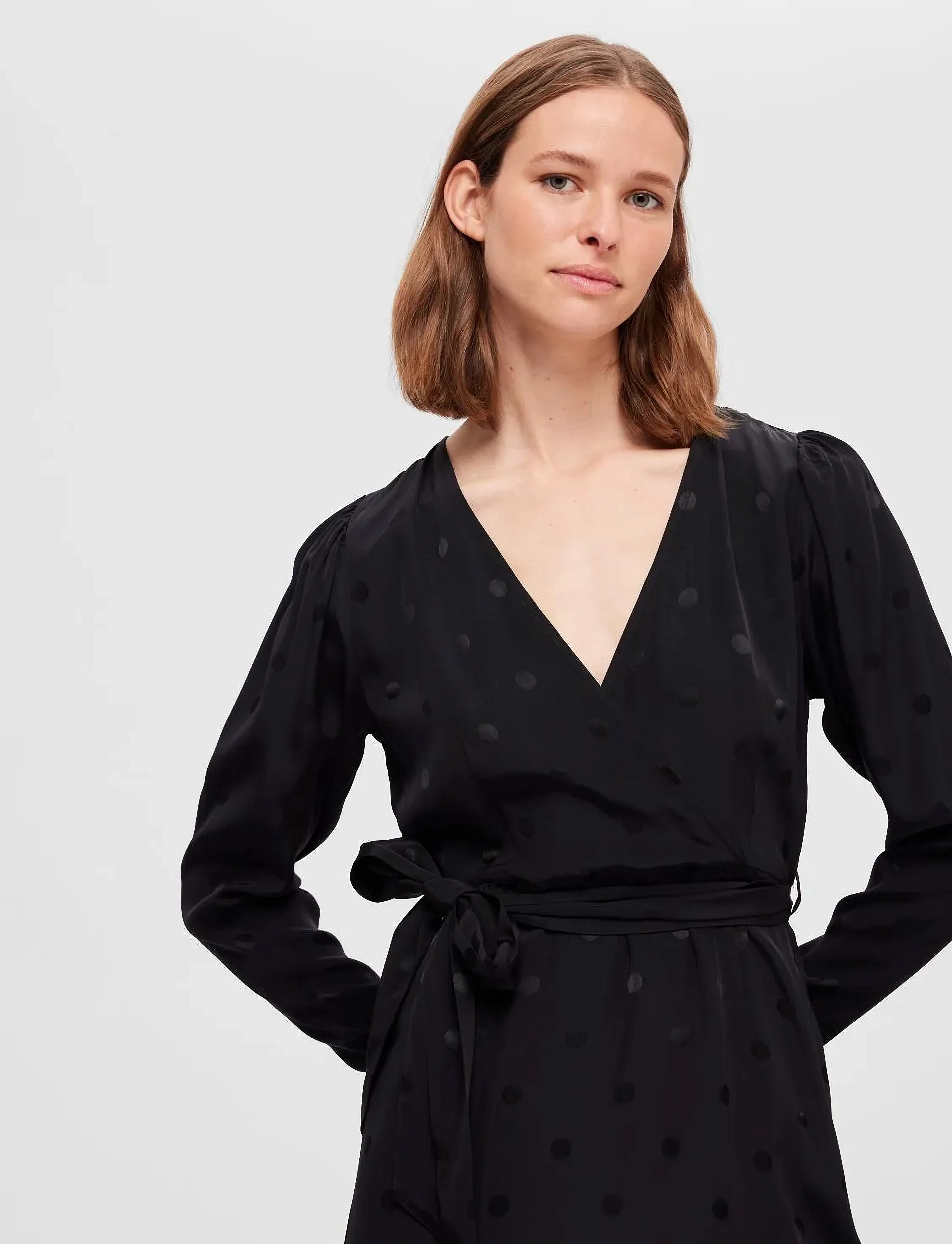 Selected - SLFLUDWIKA LS ANKLE SATIN DRESS B - maxikjoler - black - 5