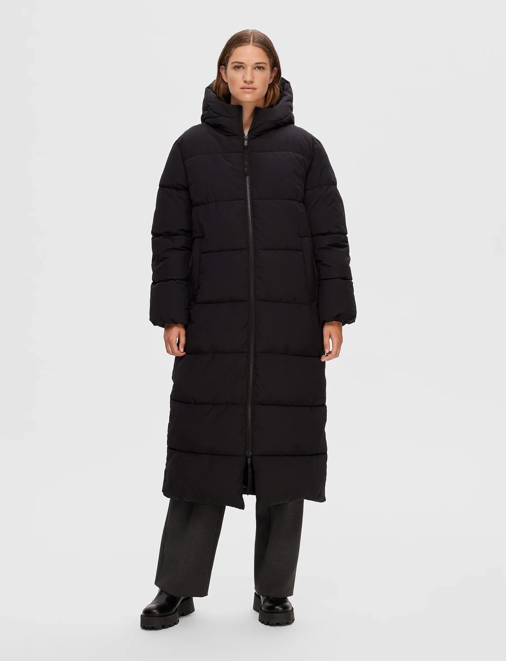 Selected - SLFJANINA LONG PUFFER COAT - dunkappor - black - 3