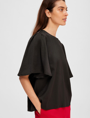 Selected Femme - SLFREYA 2/4 TOP B - short-sleeved blouses - black - 4