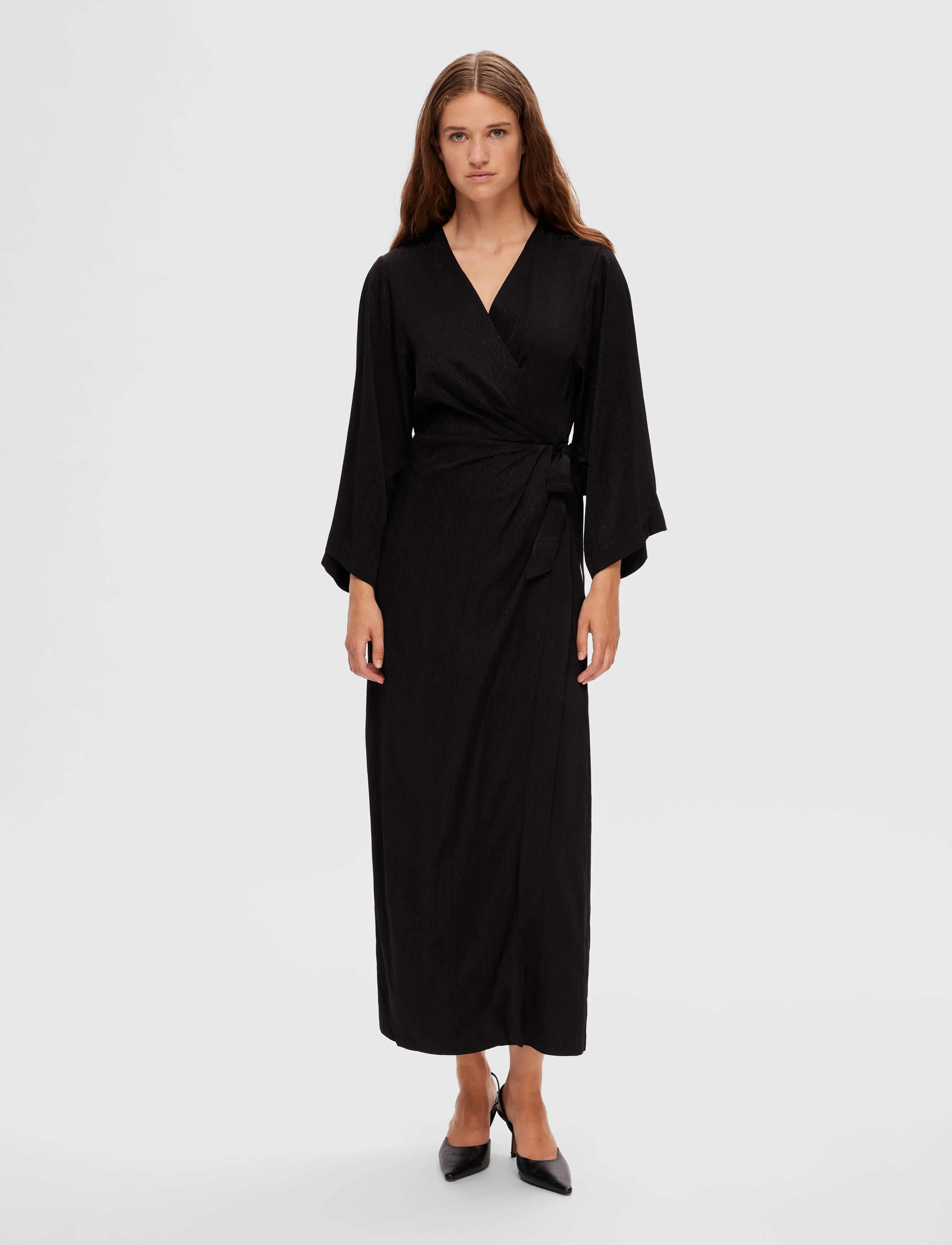 Selected SLFTYRA 34 ANKLE WRAP DRESS B - Kjoler - BLACK / black