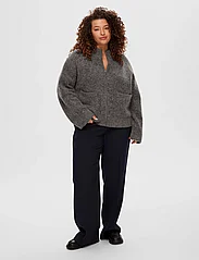 Selected Femme - SLFSIA RAS LS KNIT ZIPPER CARDIGAN NOOS - swetry rozpinane - medium grey melange - 6
