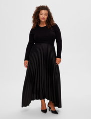 Selected Femme - SLFTINA LONG PLISSE SKIRT B - pleated skirts - black - 7