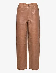 Selected Femme - SLFSANA-BYNNE HW STRAIGHT LEATHER PANT - pantalons en cuir - toasted coconut - 0
