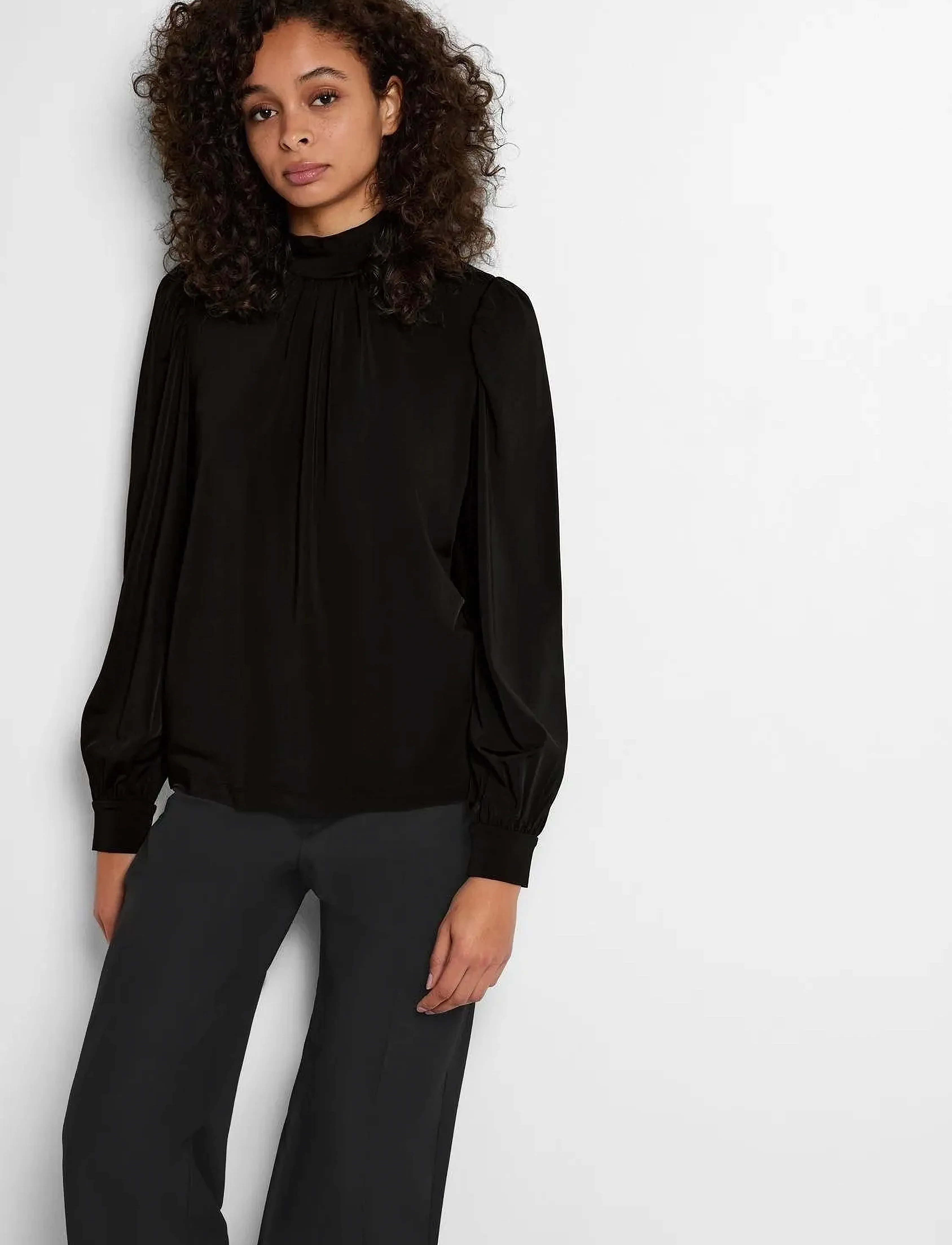 Selected - SLFSAYA LS HIGH NECK TOP - langærmede bluser - black - 4
