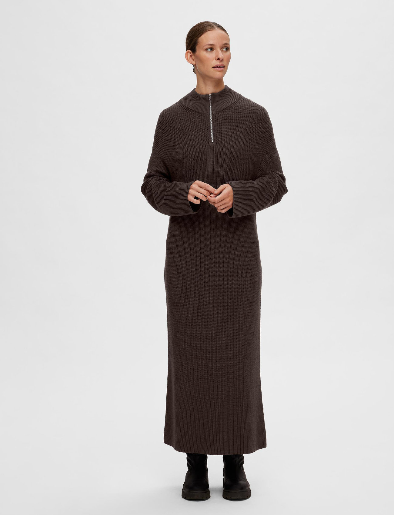 Selected Femme - SLFKAMMA HALF ZIP LS KNIT DRESS CAMP - gebreide jurken - java - 1