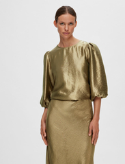 Selected Femme - SLFSILVA 3/4 TOP B - bluzki z długimi rękawami - gold colour - 2